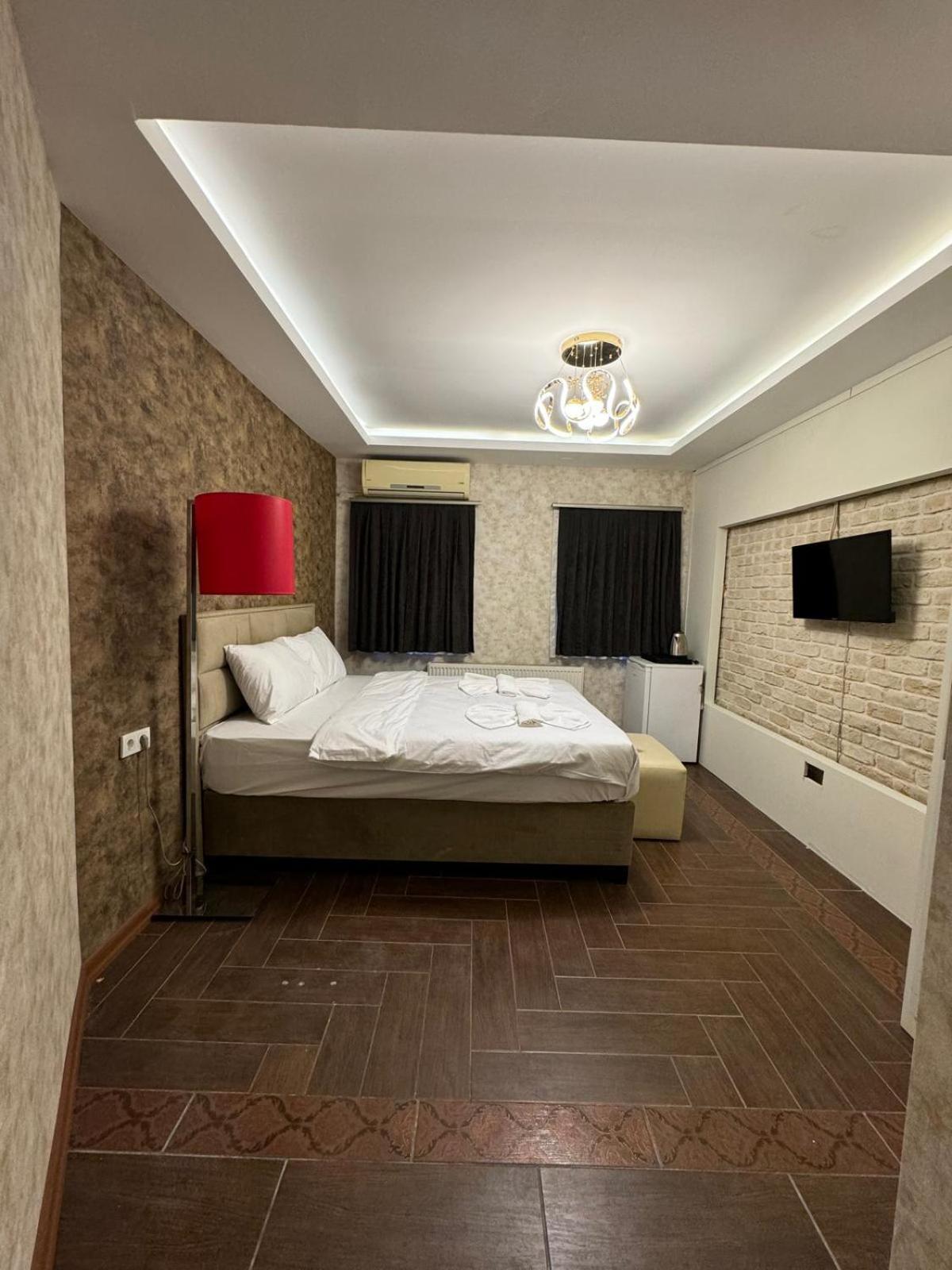 Gran Brn Hotel Taksim Istanboel Buitenkant foto