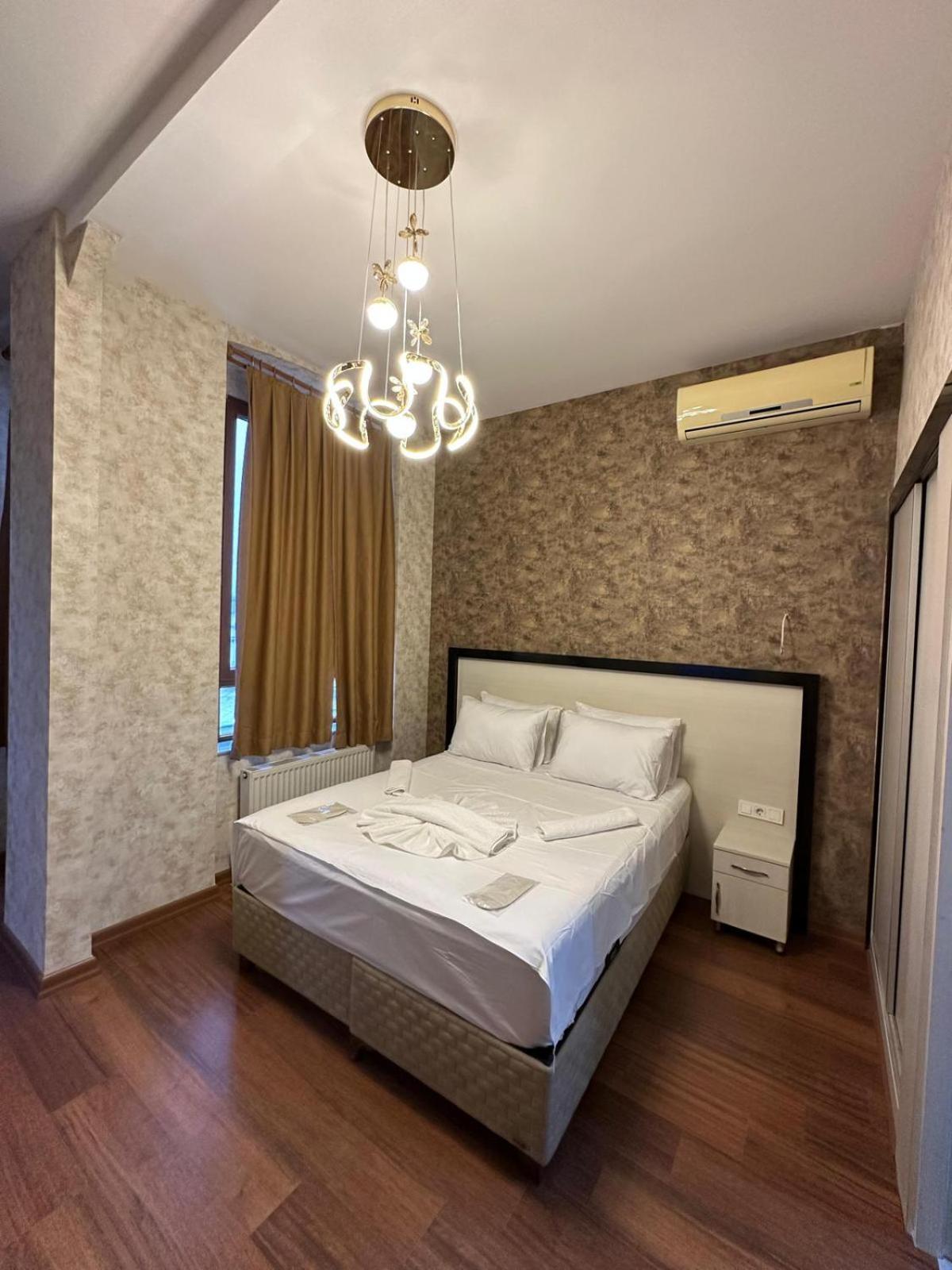 Gran Brn Hotel Taksim Istanboel Buitenkant foto