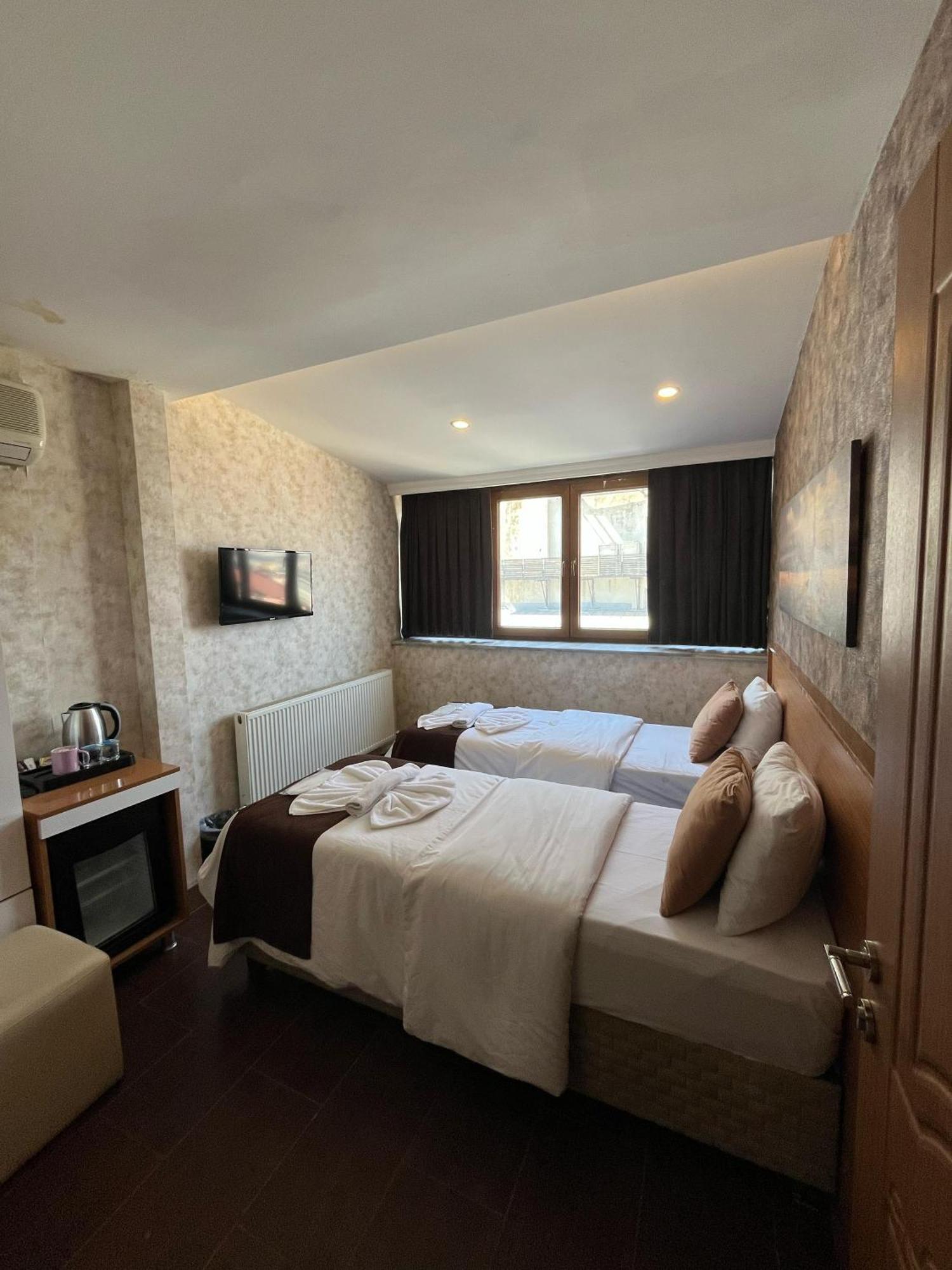 Gran Brn Hotel Taksim Istanboel Buitenkant foto